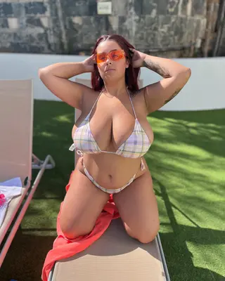Rachel Galvan photo 1 — Spanish, Brown