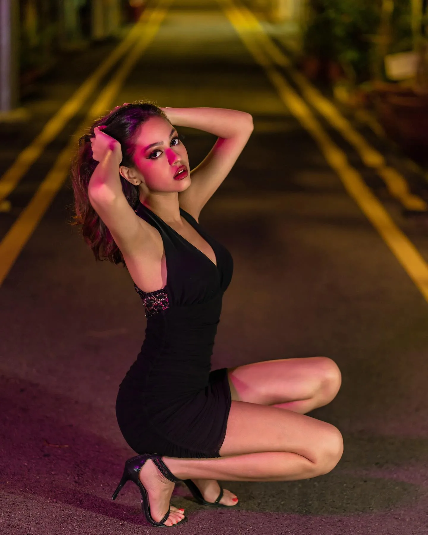Radhika photo 13 — Indian),  (Singaporean, Brown
