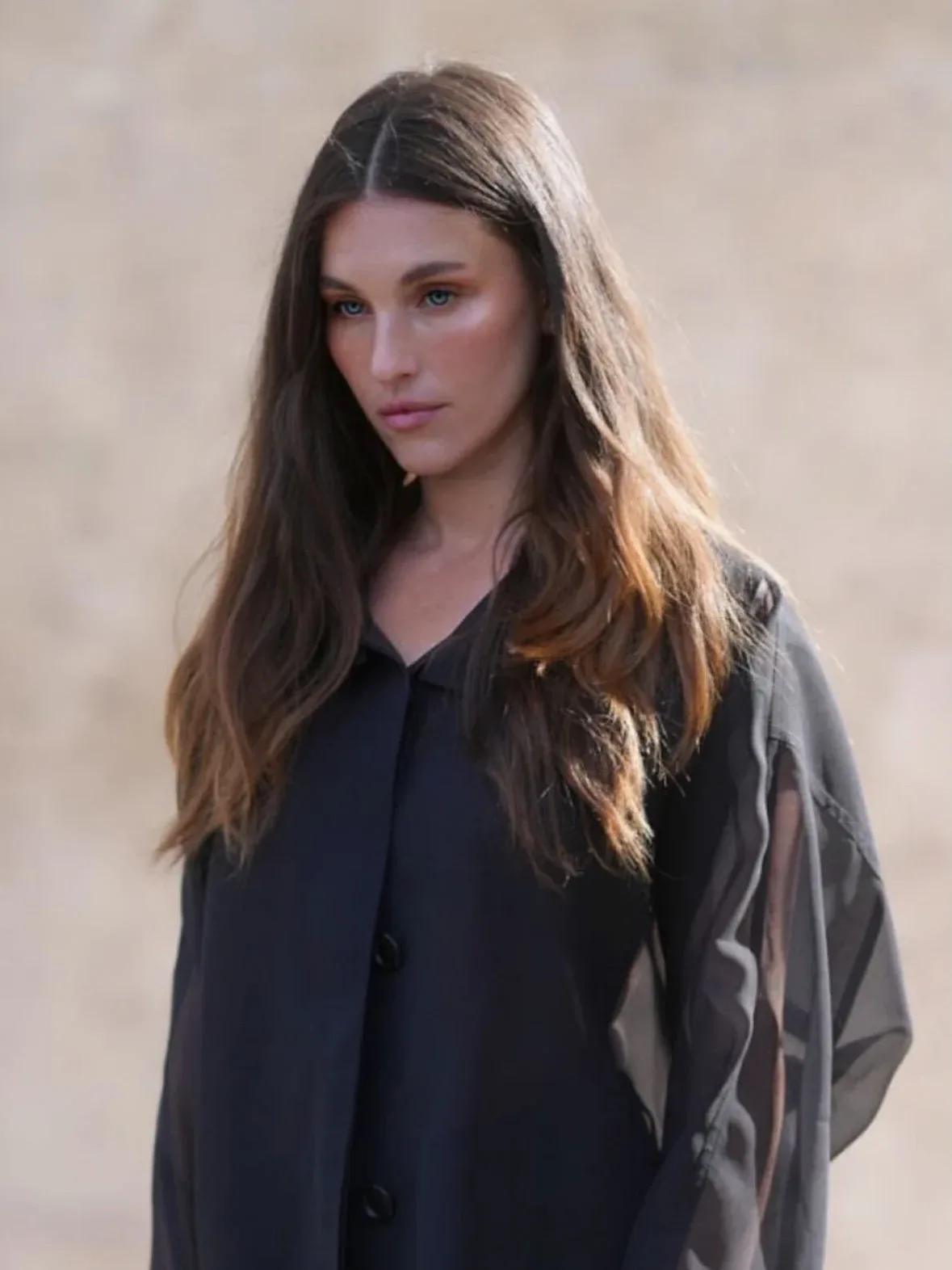 Rainey Qualley photo 14 — Brown, Slim