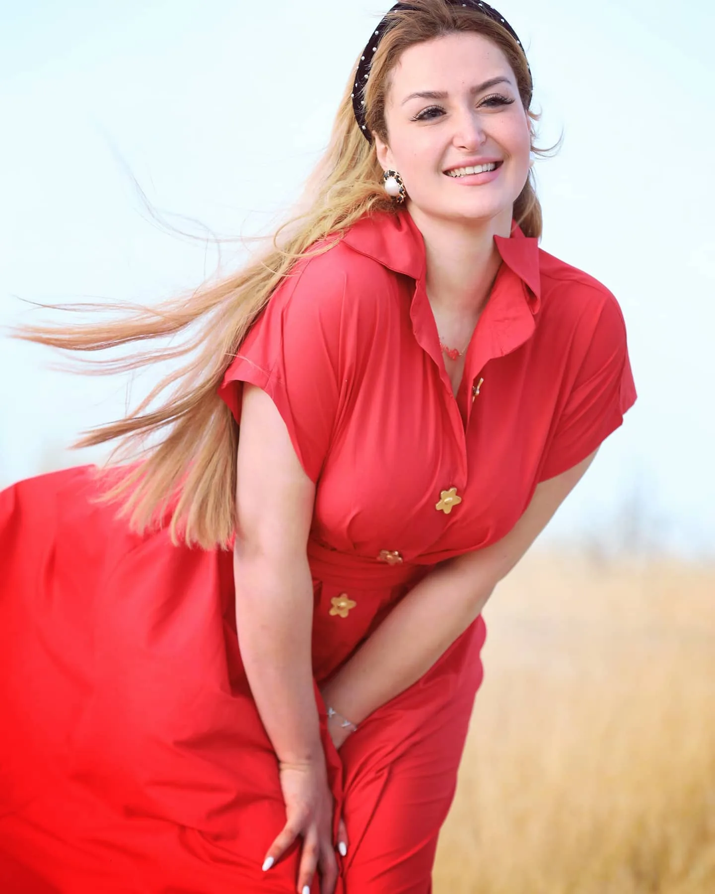 Rania Toumi photo 1 — Tunisian, Brown