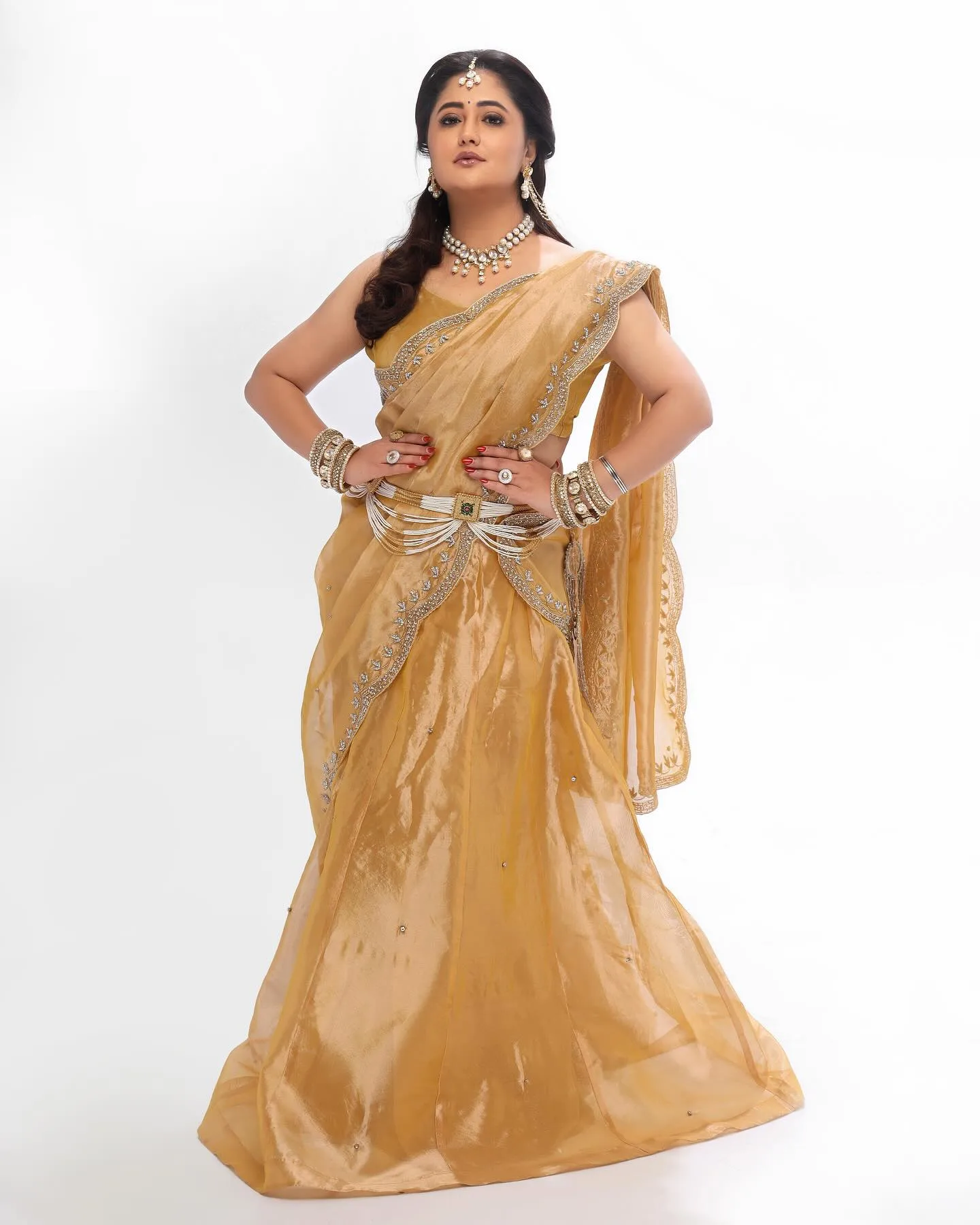 Rashami Desai photo 1 — Indian, Blonde