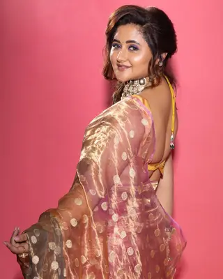 Rashami Desai photo 12 — Actress, Reality TV Star, Indian