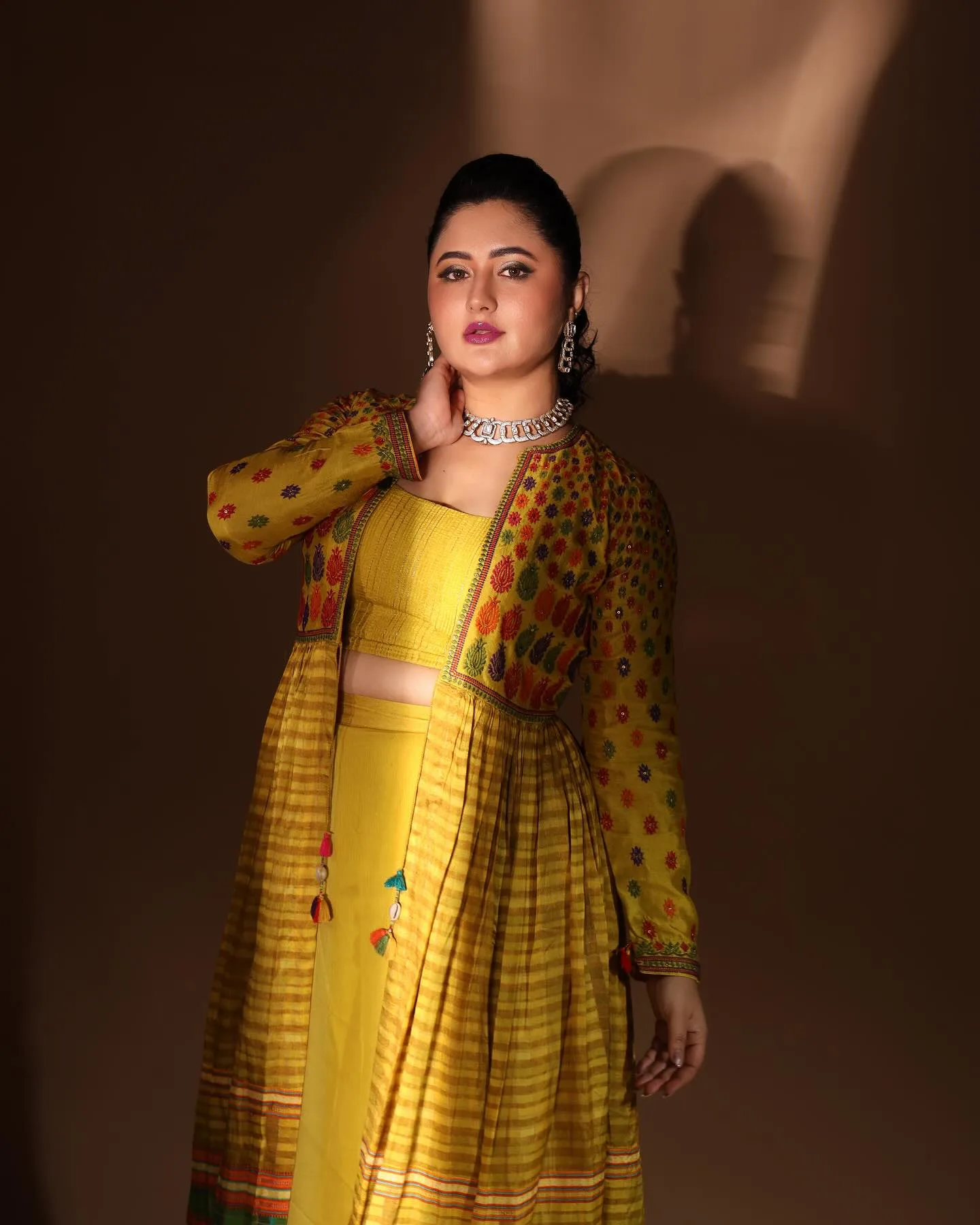 Rashami Desai photo 2 — Blonde, Chubby