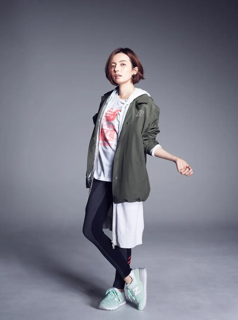 Rebecca Eri Rabone photo 6 — Actress, Musician: Singer, TV Host, British),  (Japanese