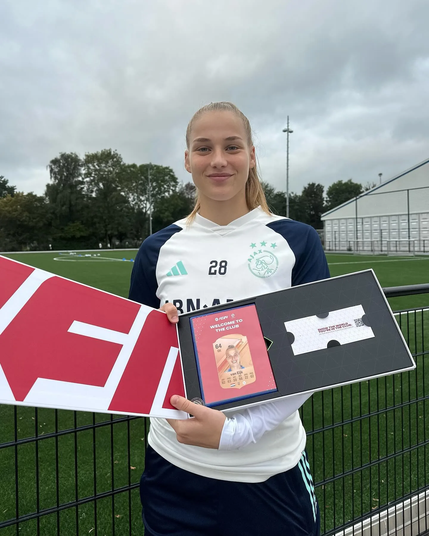Regina Van Eijk photo 5 — Sportswoman: Football Player, Dutch