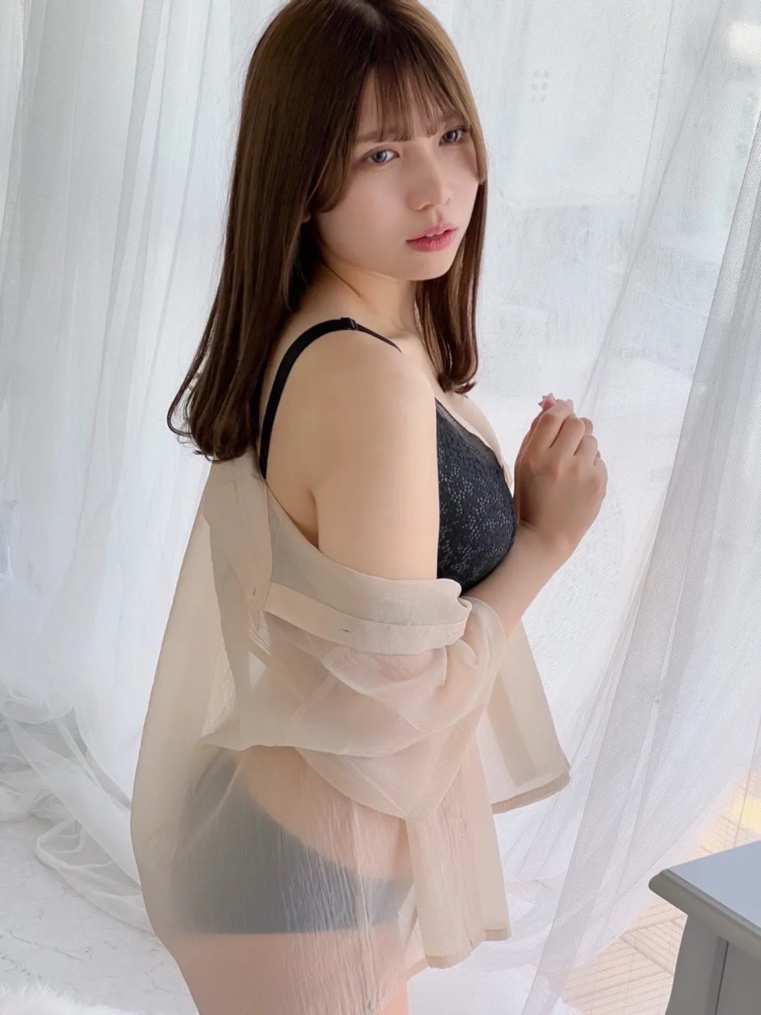 Reina Miyoshi photo 2 — Asian, Gravure Idol, Musician:  J-pop Idol