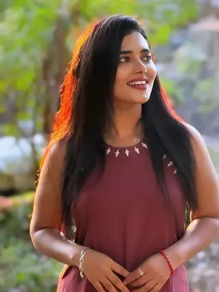 Remya Panicker photo 21 — Average, Brown