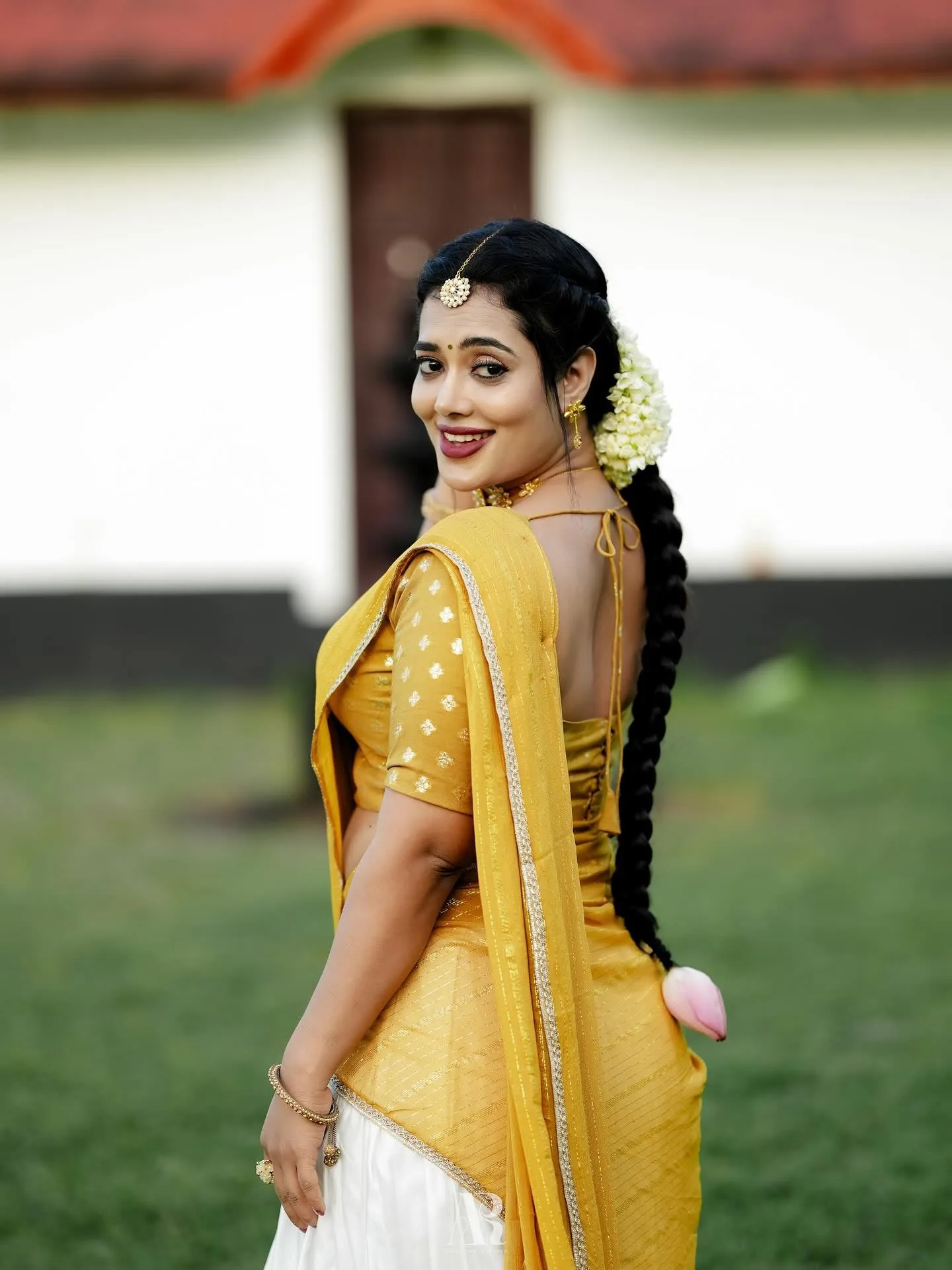 Remya Panicker photo 3 — Average, Brown