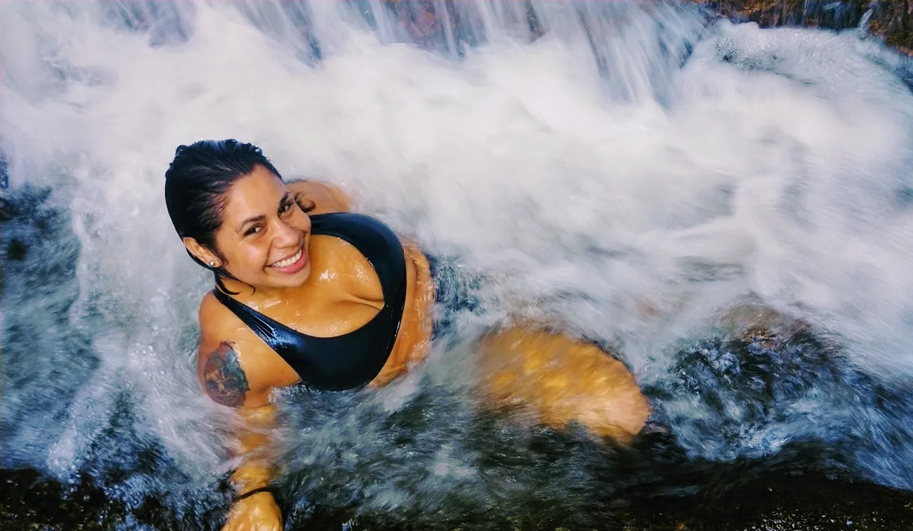 Renatta Marinho photo 16 — Brown, Latin
