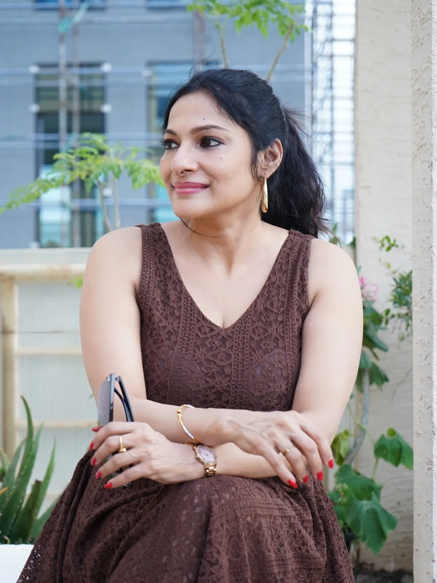 Rethika Srinivas photo 9 — Average, Brown