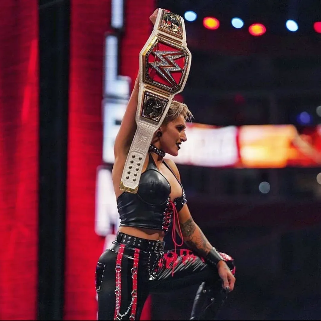 Rhea Ripley photo 21 — Muscular, Blue