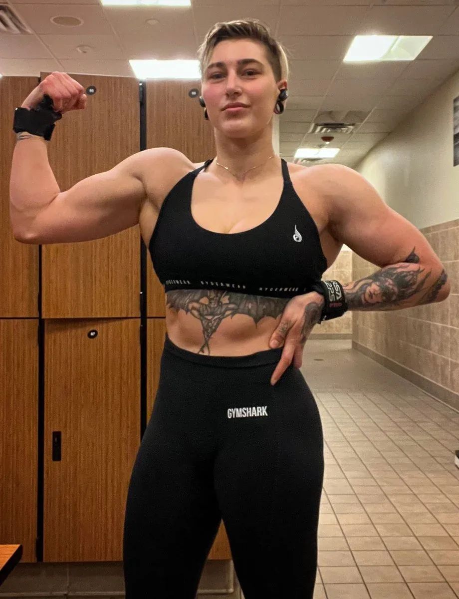Rhea Ripley photo 8 — Blonde, Muscular