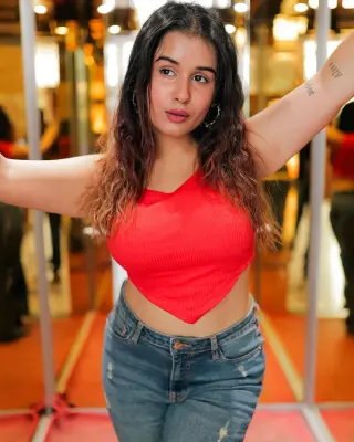Rhythm Soni photo 23 — Middle Eastern, Blogger, Glamour Model, Influencer