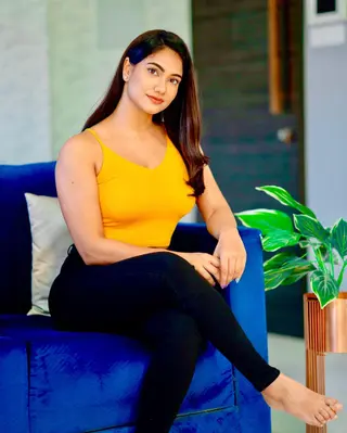 Richi Shah photo 20 — Black, Slim