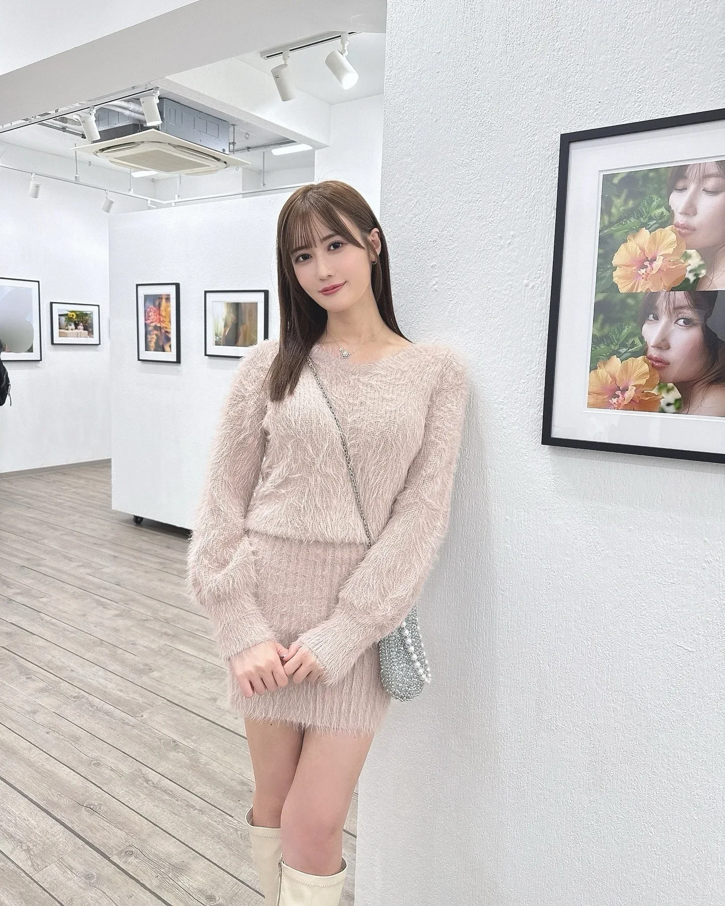 Riho Fujimori photo 2 — Brown, Slim