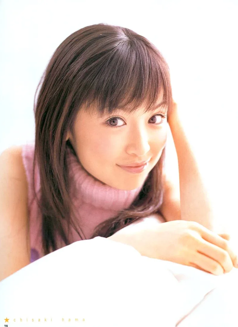 Rika Izumi photo 7 — Japanese, Black
