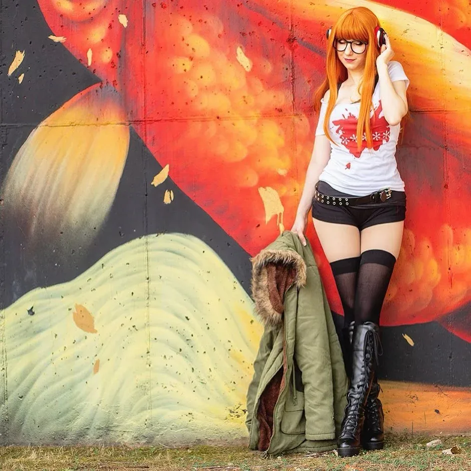 Riki LeCotey photo 10 — Brown, Caucasian
