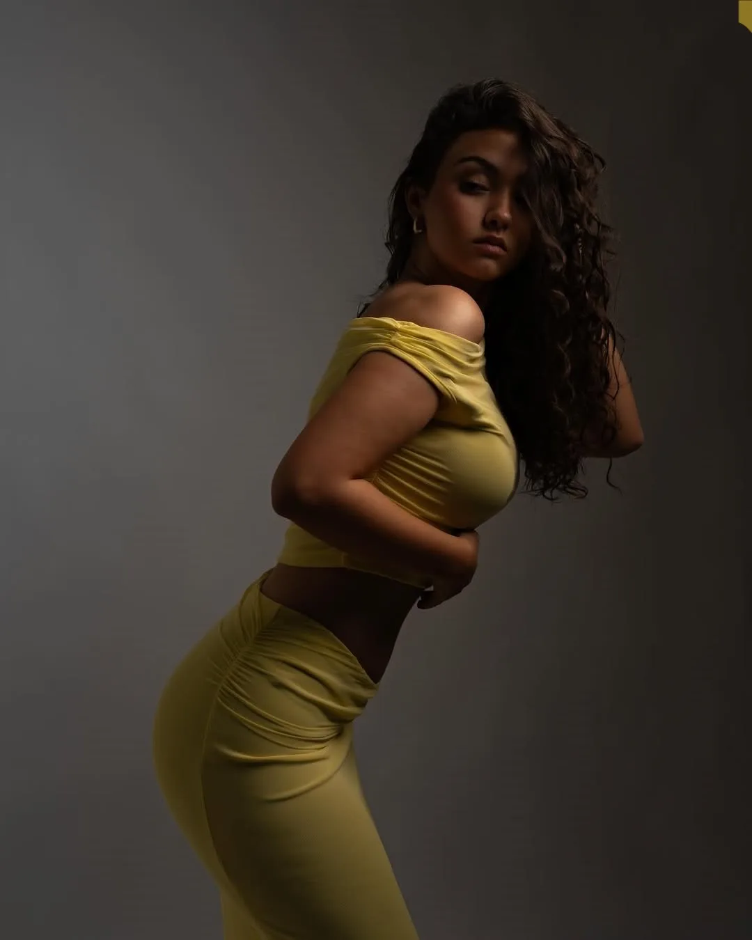 Roma D'Agostino photo 2 — Brown, Average
