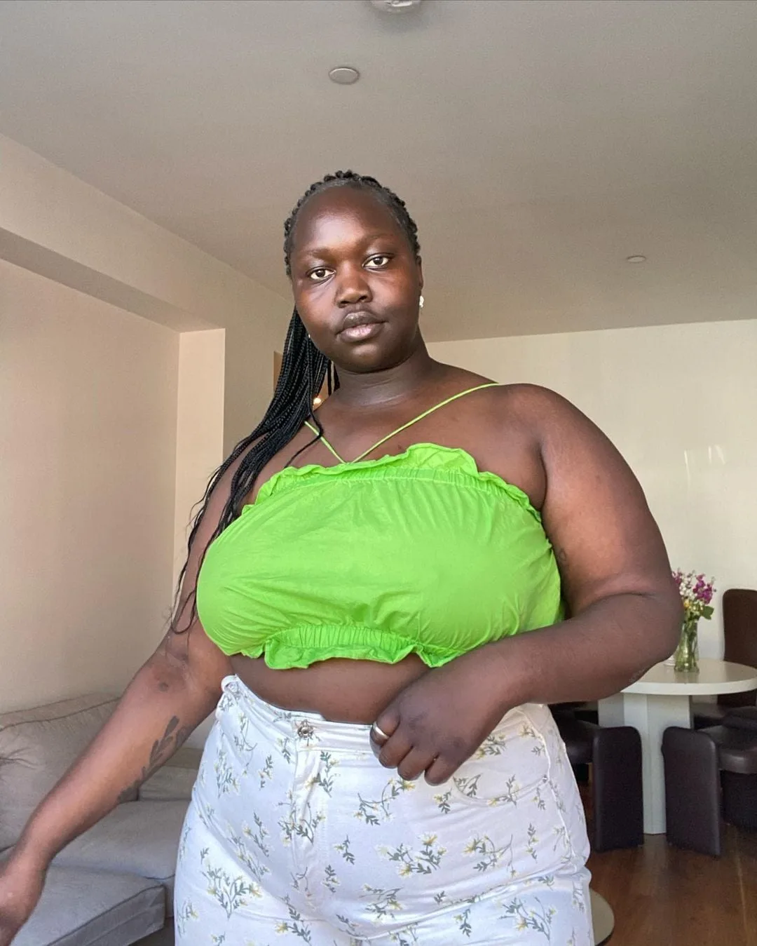 Roseline Lawrence photo 8 — Brown, Black