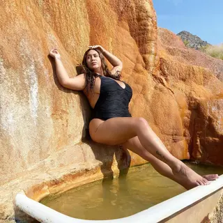 Roserayy photo 7 — American, Brown