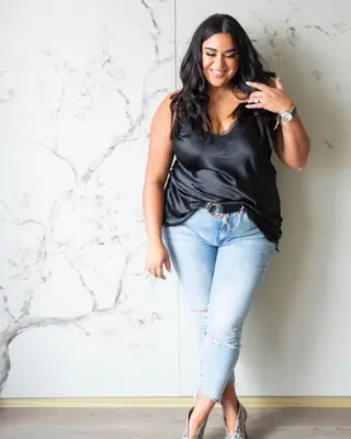 Roxy Earle photo 2 — BBW, Fashion Designer, Plus Size Model, Reality TV Star