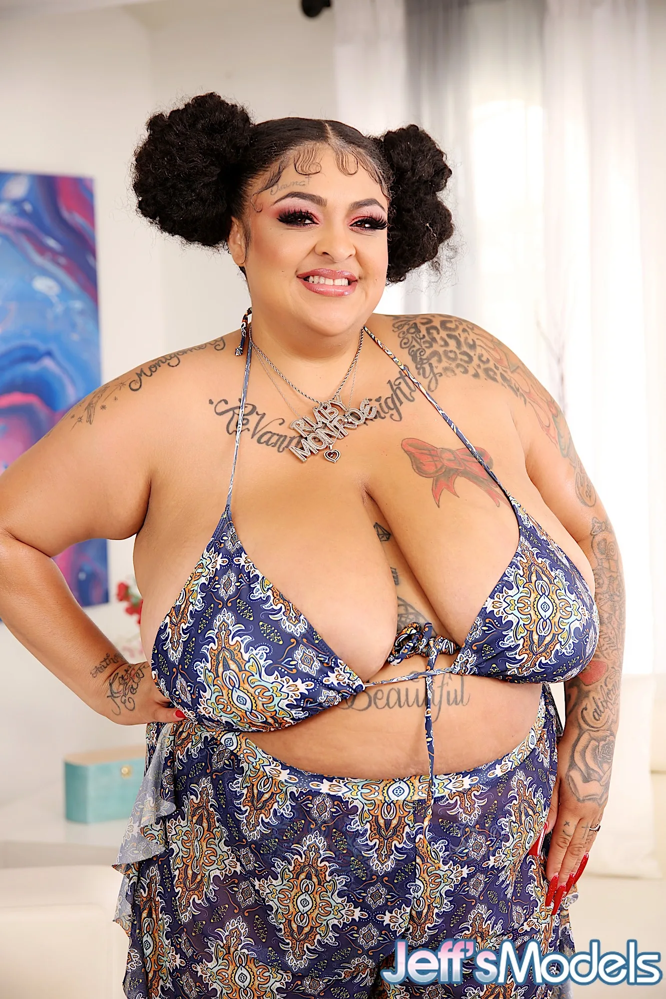 Ruby Monroe photo 3 — BBW, Hazel