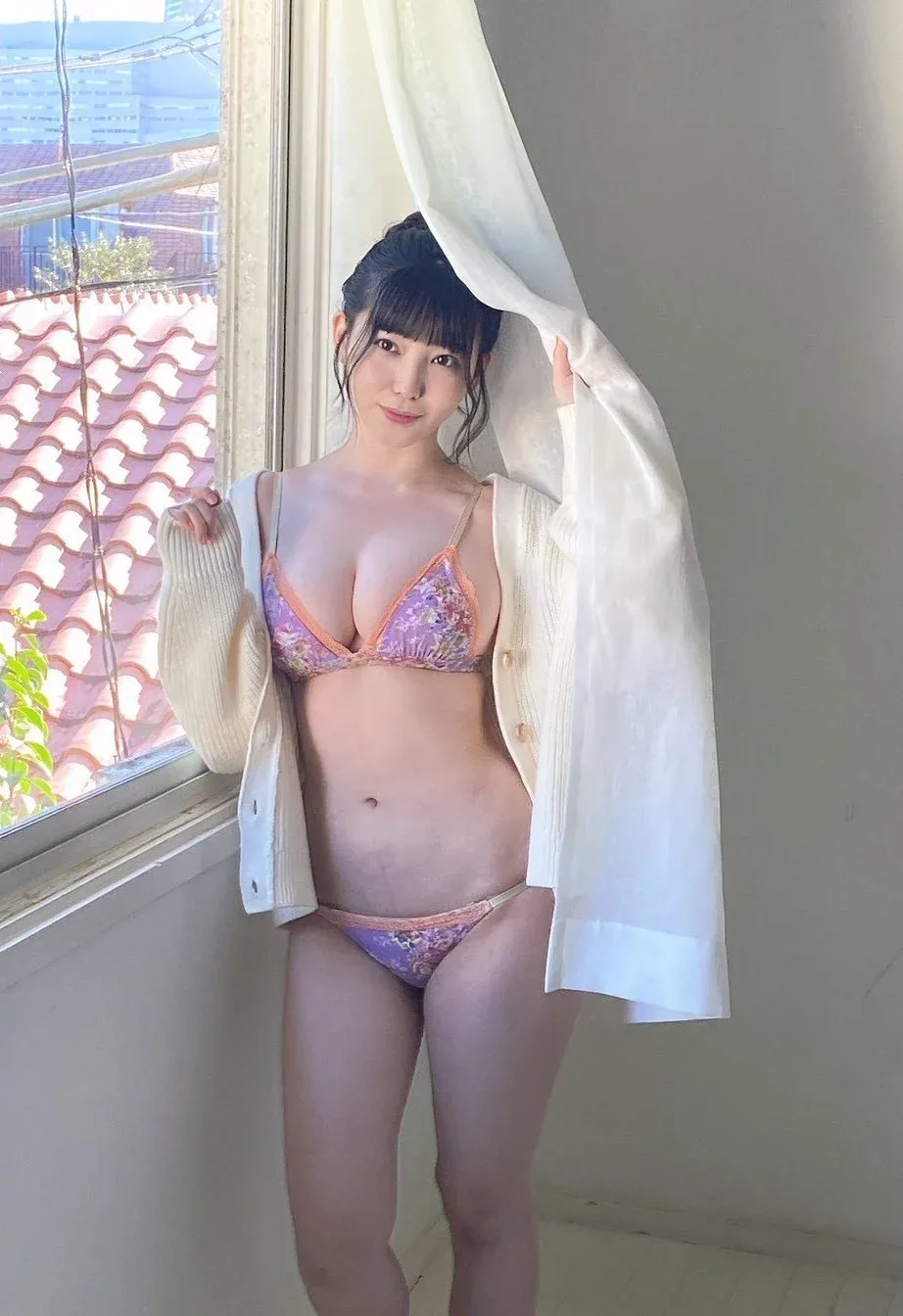Rui Shido — AV Idol, Gravure Idol (former), Japanese