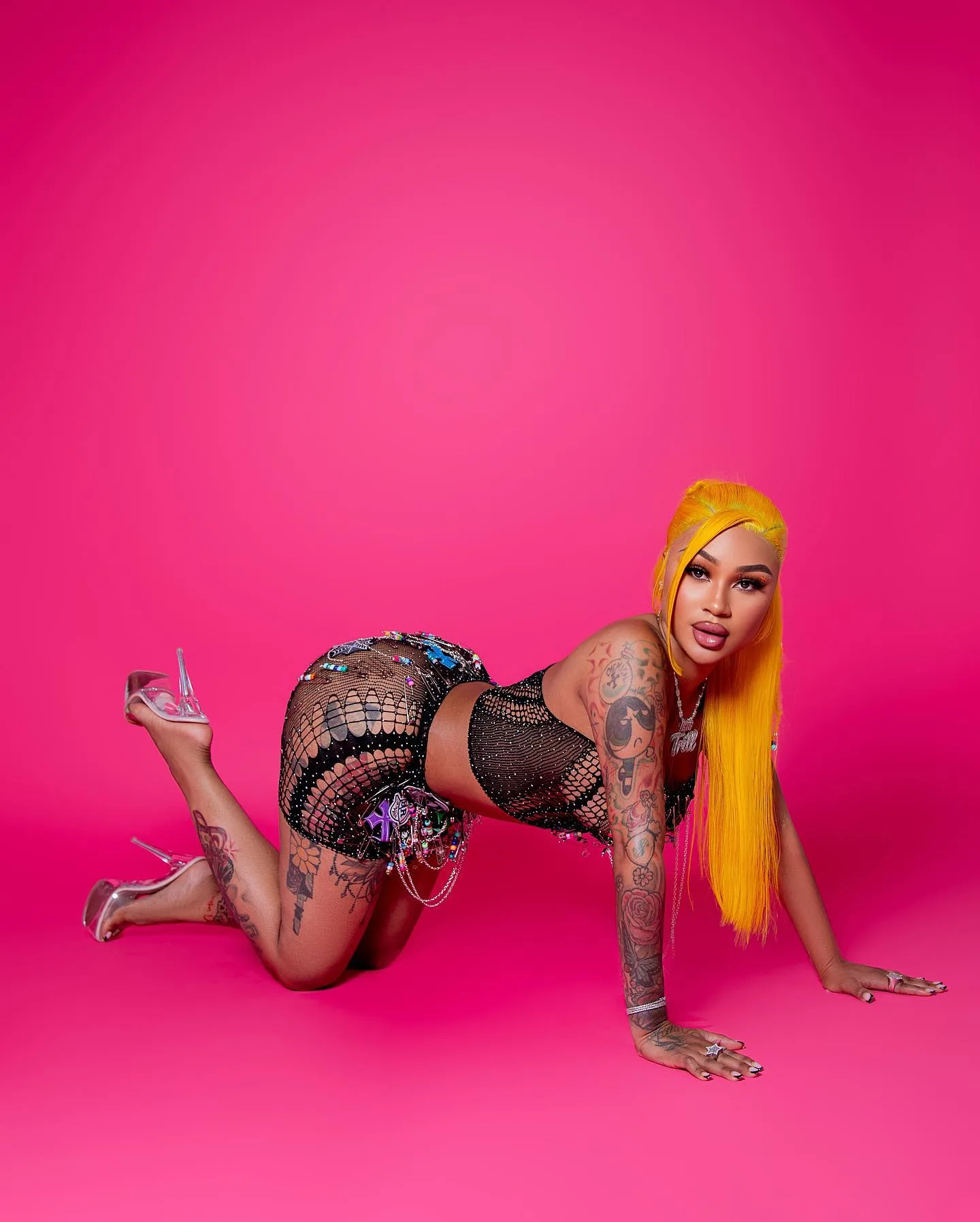 Rynaee Trill photo 9 — Chubby, Brown