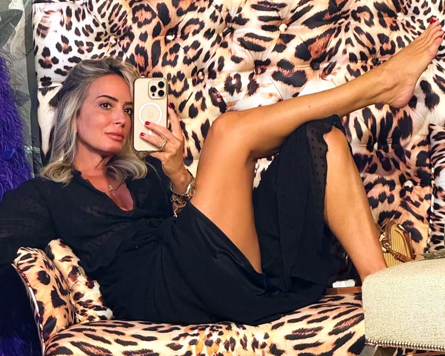 Saba Tumer photo 1 — Turkish, Blonde