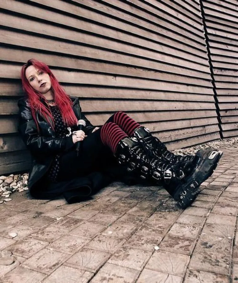 Sabina Classen photo 5 — Caucasian, Musician: Singer