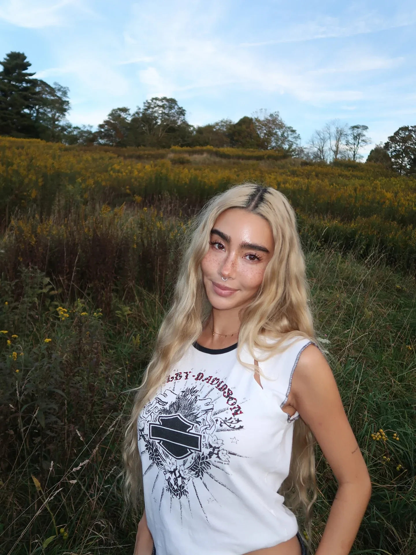 Sabina Mura photo 18 — Adult Model, Camgirl, Influencer, Model, Reality TV Star, Russian), (South Korean), (Armenian), (American