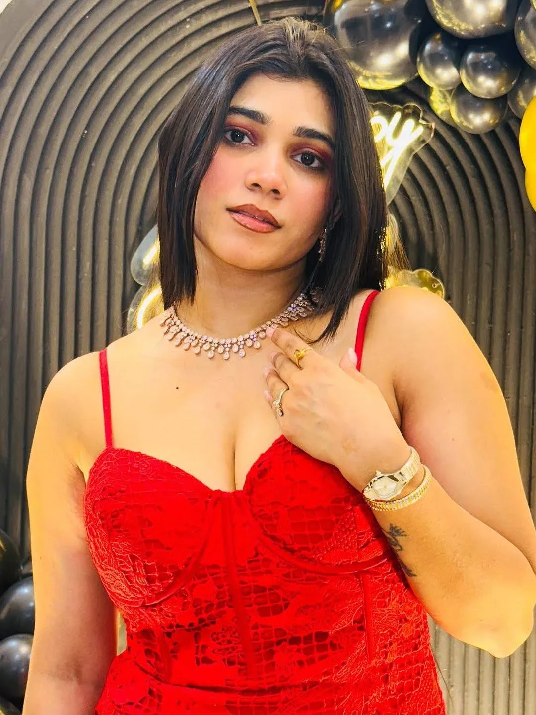 Sadhana Naidu photo 11 — Asian, Actress, Blogger, Content Creator (Non-Adult), Glamour Model, YouTuber