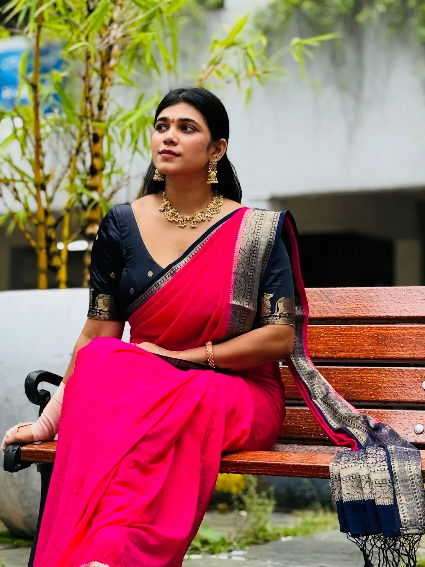 Sadhana Naidu photo 15 — Average, Brown
