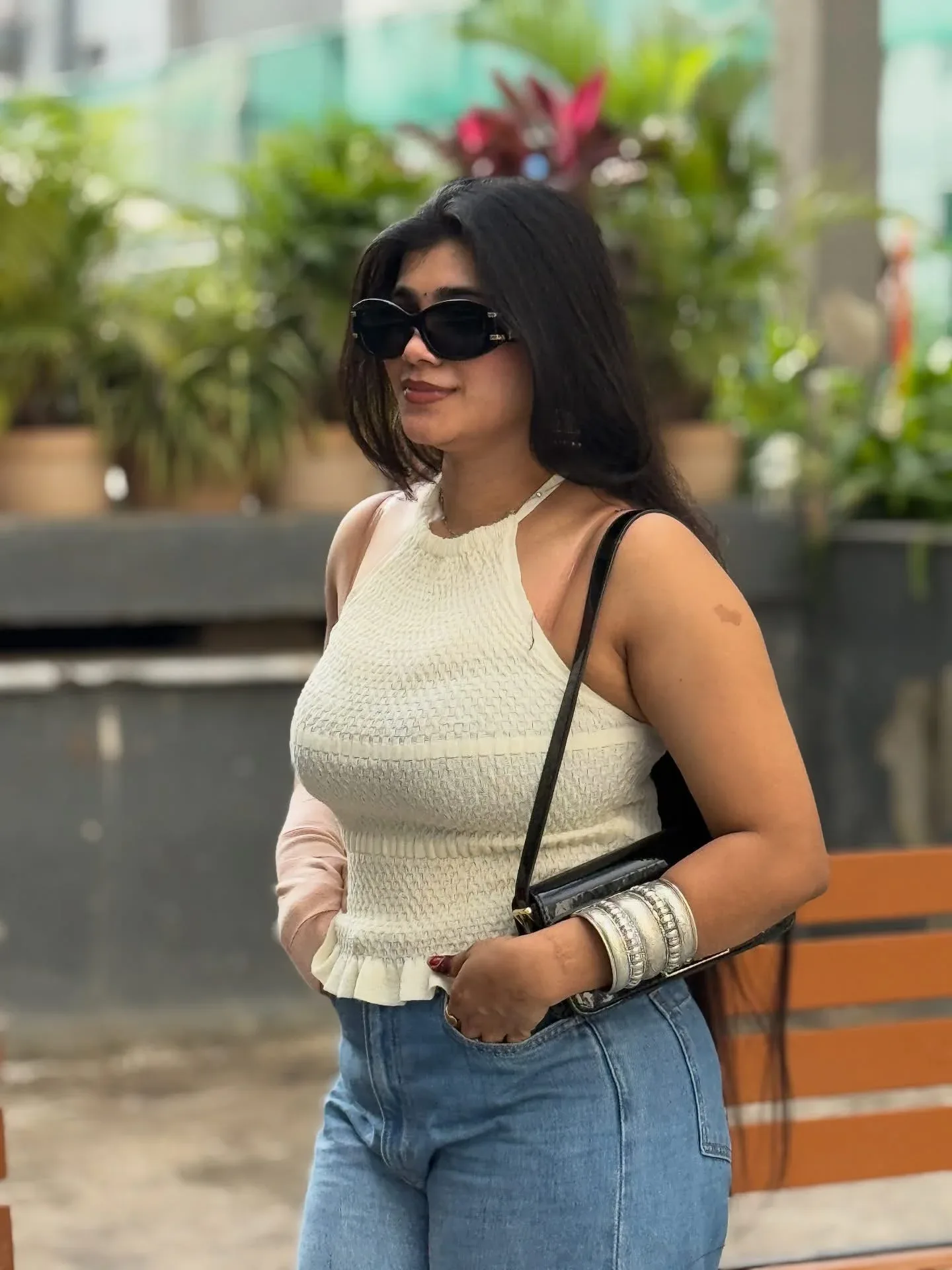 Sadhana Naidu photo 22 — Brown, Asian