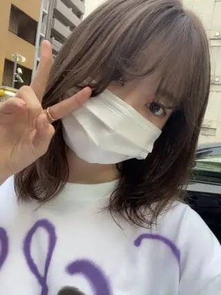 Sakura Miyawaki photo 5 — Asian, Influencer, Model, Musician, Musician:  J-pop Idol, Musician:  K-pop Idol, YouTuber
