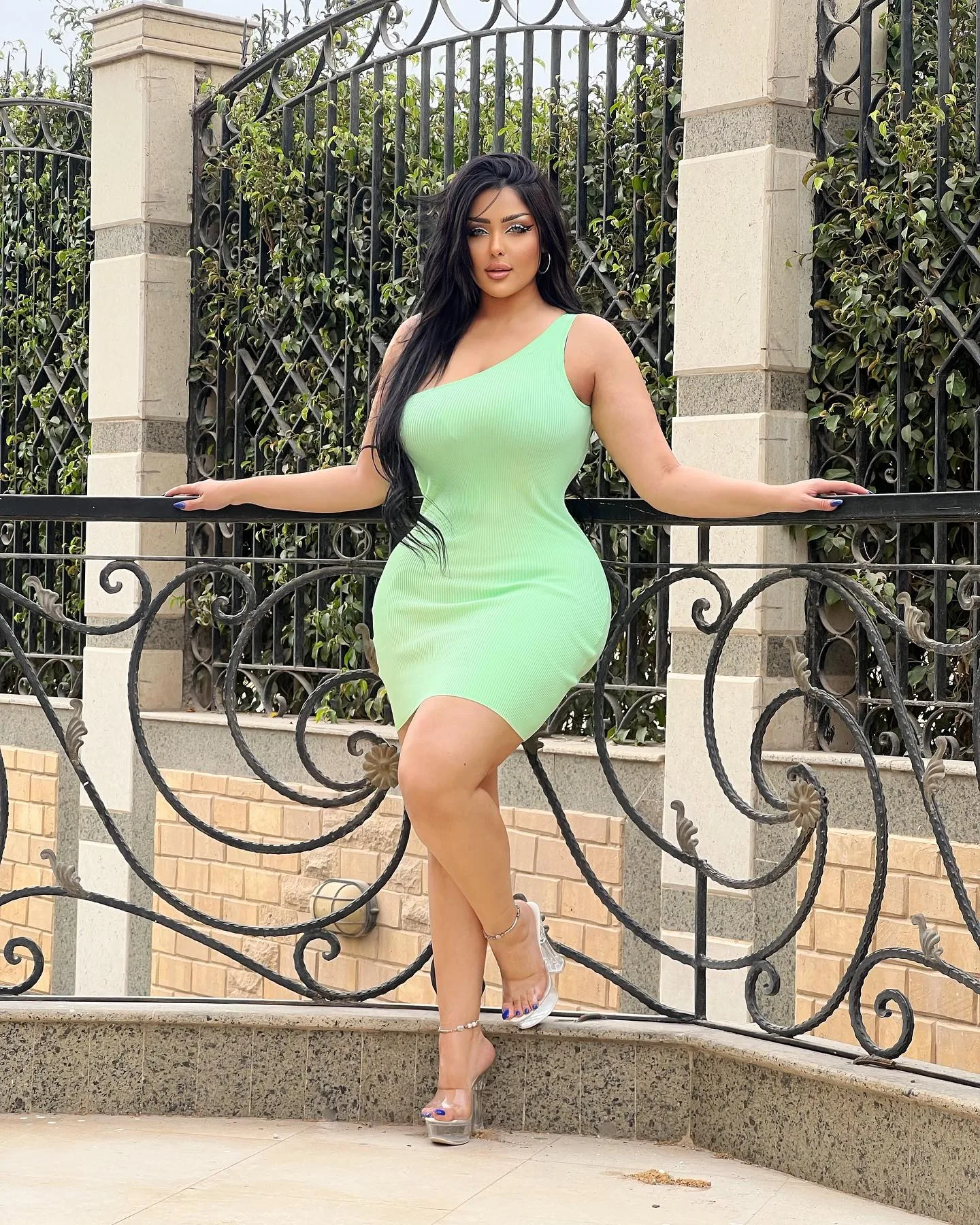 Salma Elshimy photo 5 — Middle Eastern, Plus Size Model, TikTok Star