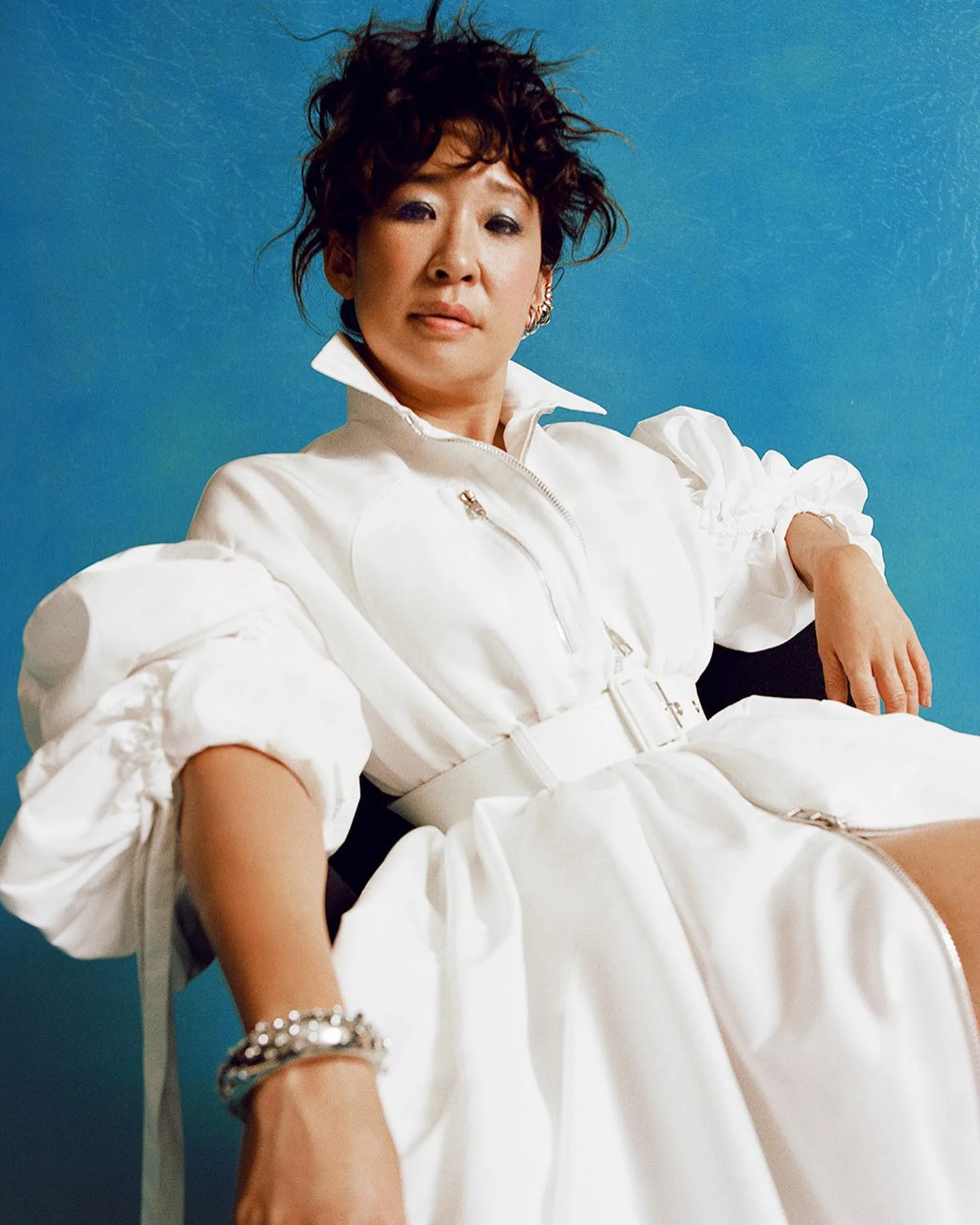 Sandra Oh photo 2 — Black, Slim