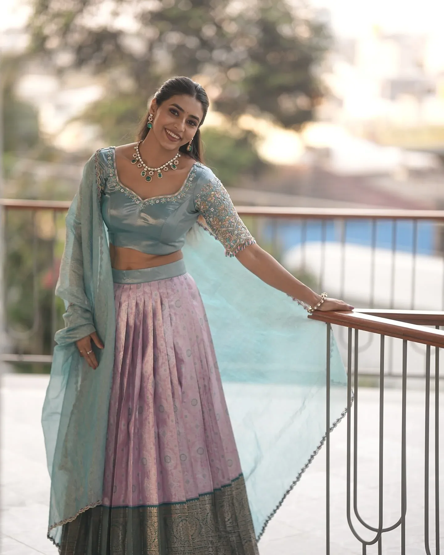 Sapthami Gowda photo 16 — Brown, Asian