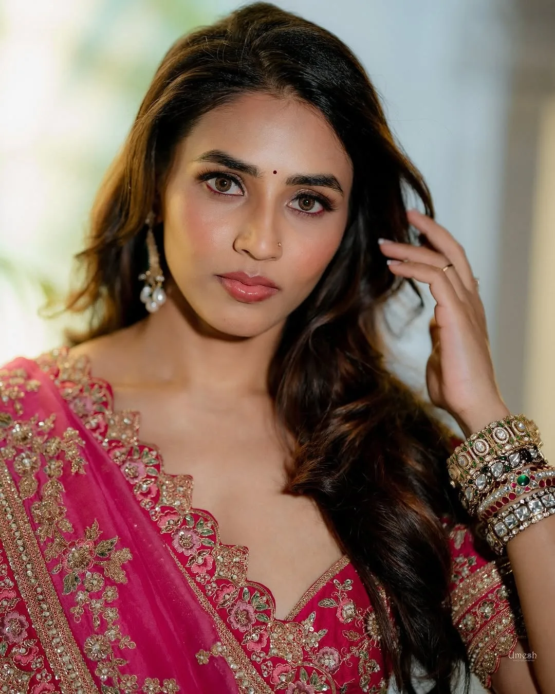 Sapthami Gowda photo 4 — Brown, Asian