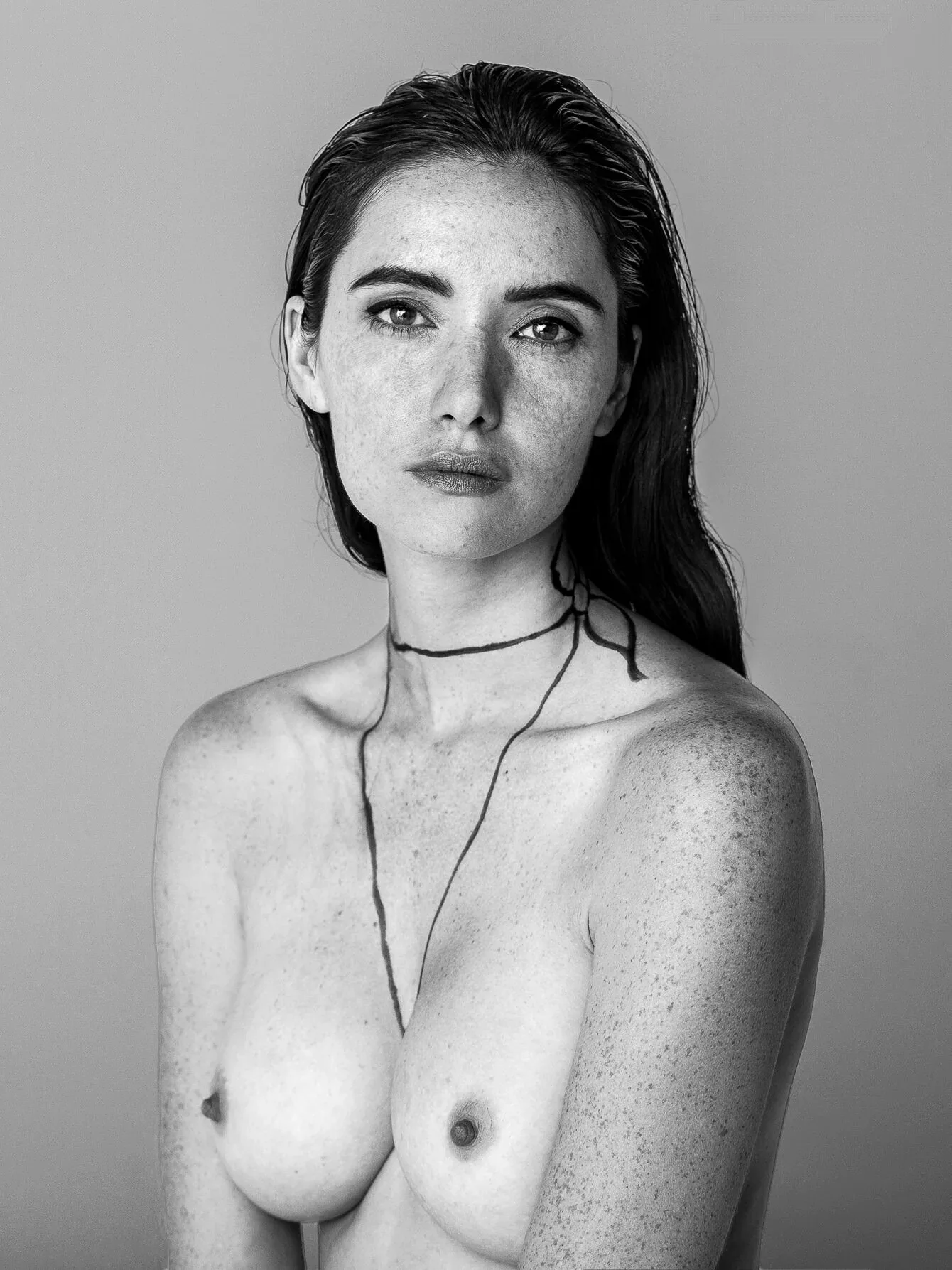 Sara Malakul Lane photo 8 — Black, Slim