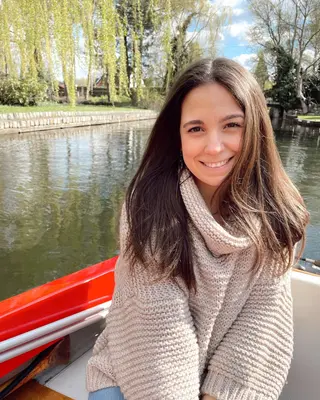 Sara Sievert photo 12 — Author, Journalist, German