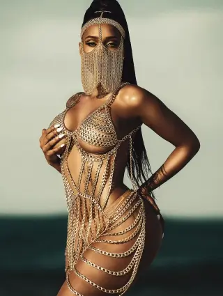 Sarah Baddie Gi photo 12 — Bartender, Exotic Dancer, Model, American