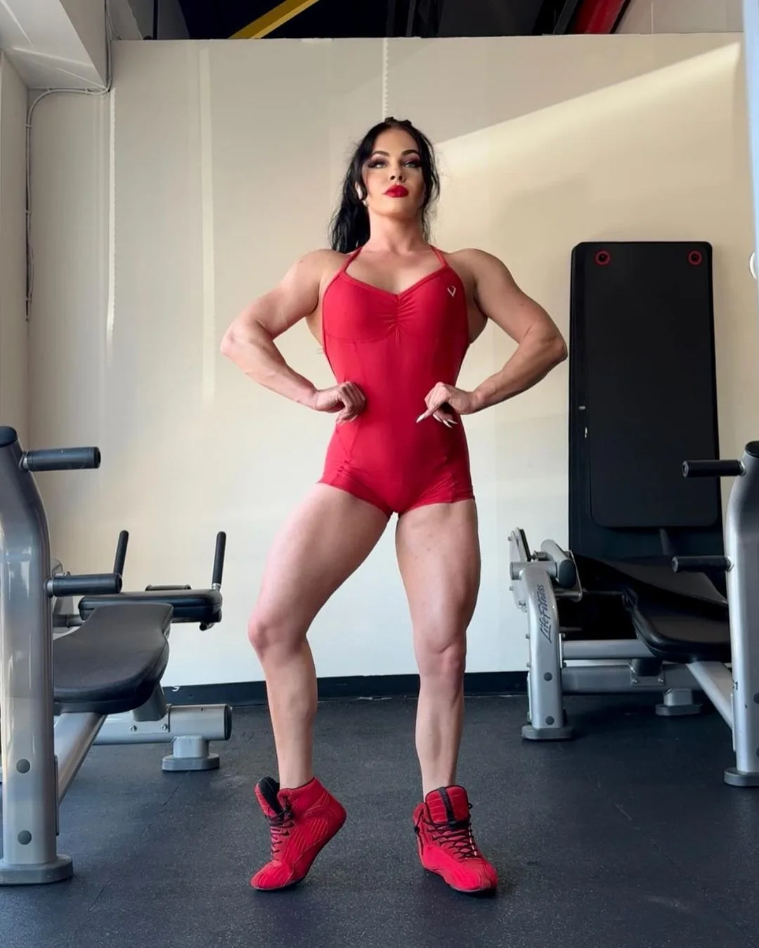 Savannah Polson photo 5 — Bodybuilder, Cosplayer, Fitness Model, Fitness Trainer, Red