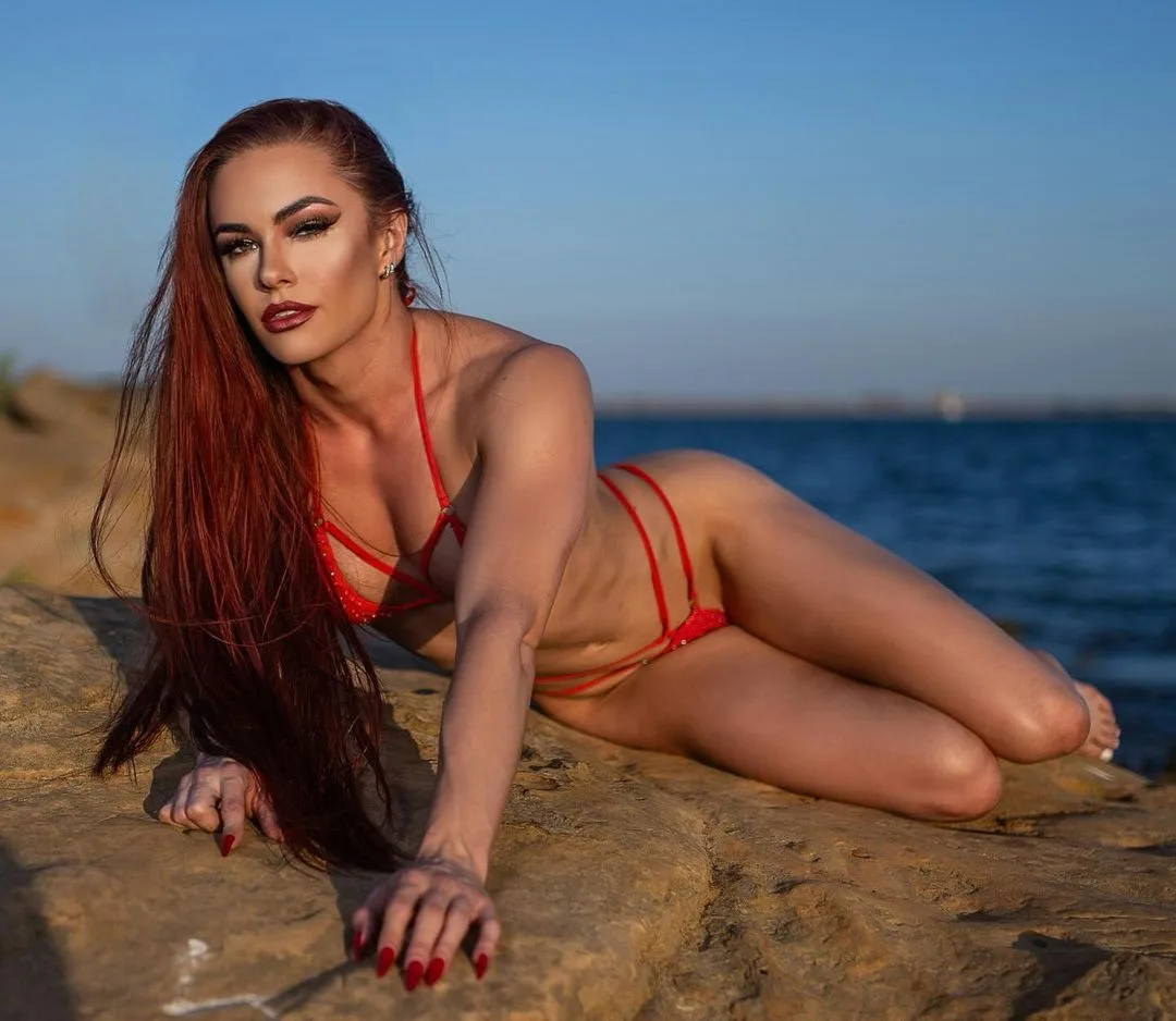 Savannah Polson photo 9 — Caucasian, Bodybuilder, Cosplayer, Fitness Model, Fitness Trainer