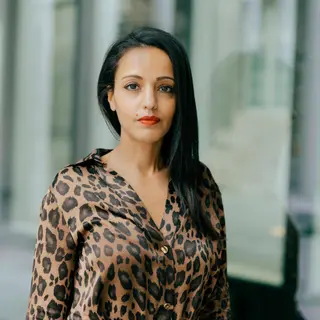 Sawsan Chebli photo 1 — German, Brown