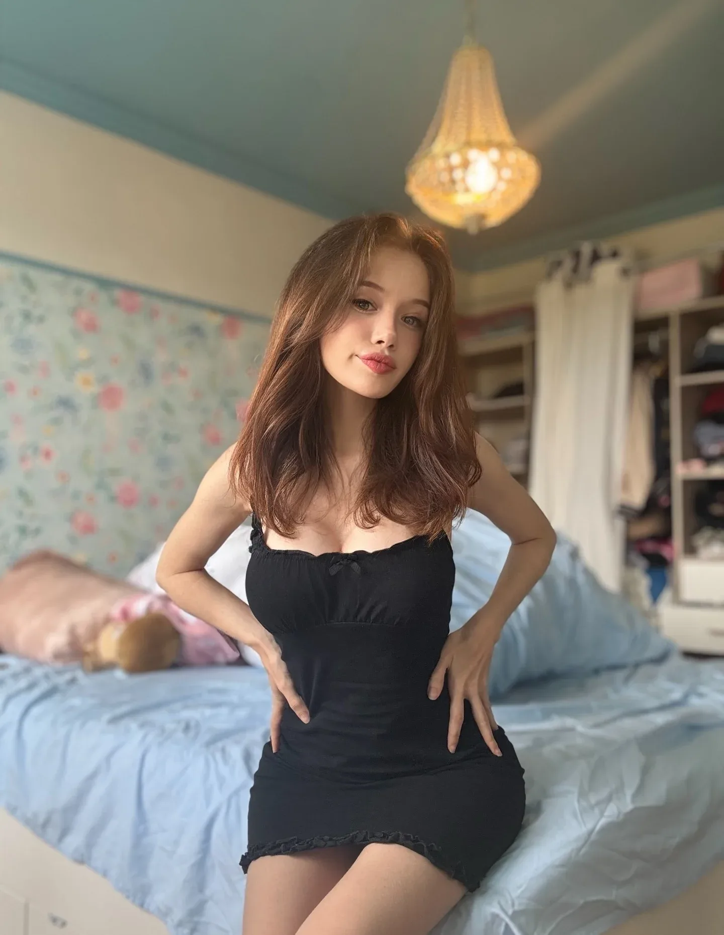 Seckooh photo 1 — French),  (Ukrainian, Brown