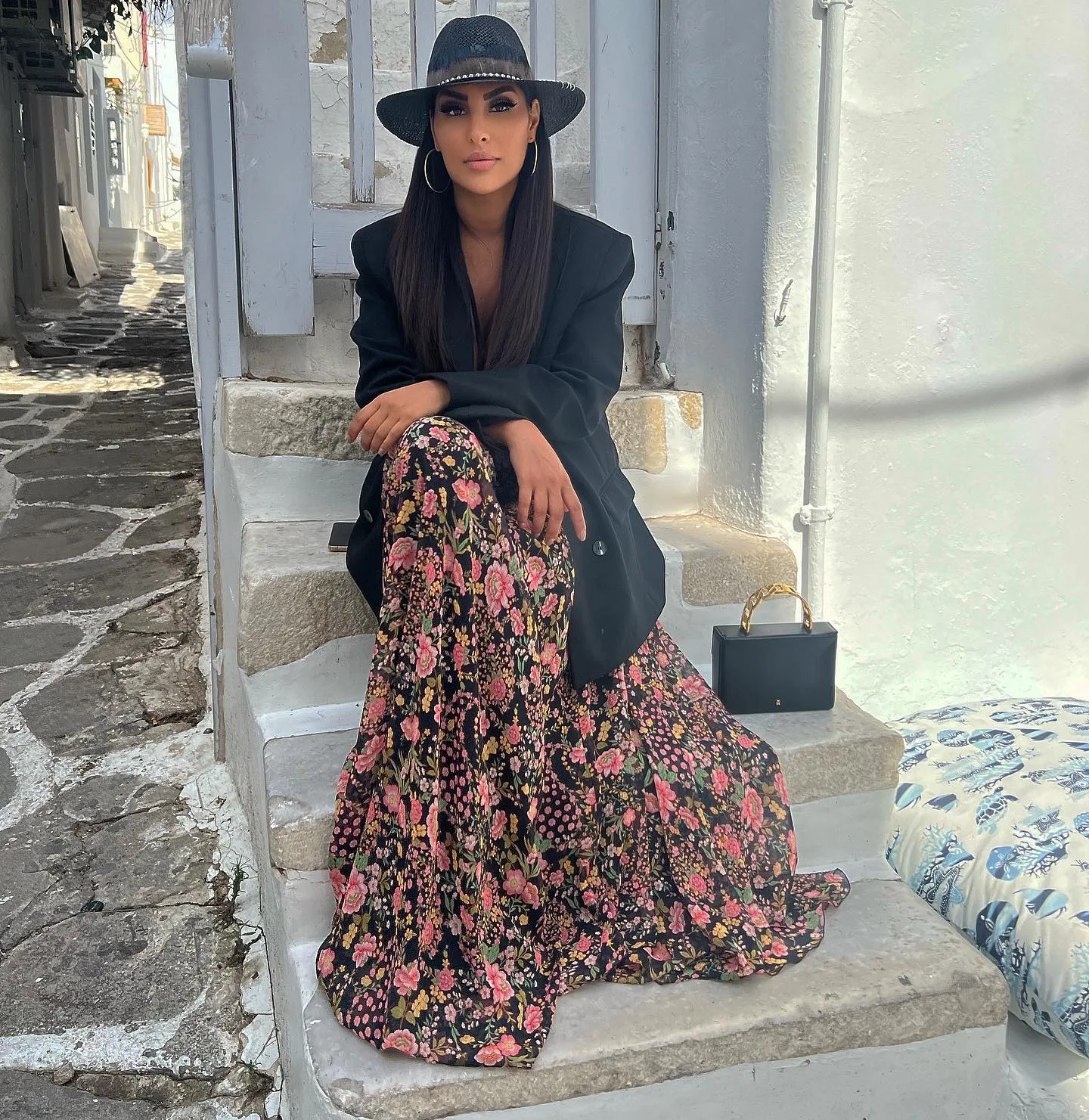 Senna Gammour photo 17 — Middle Eastern, Influencer, Musician: Singer, TikTok Star, YouTuber
