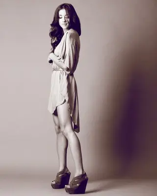 Seychelle Gabriel photo 10 — Brown, Mixed-race (primarily Latin)