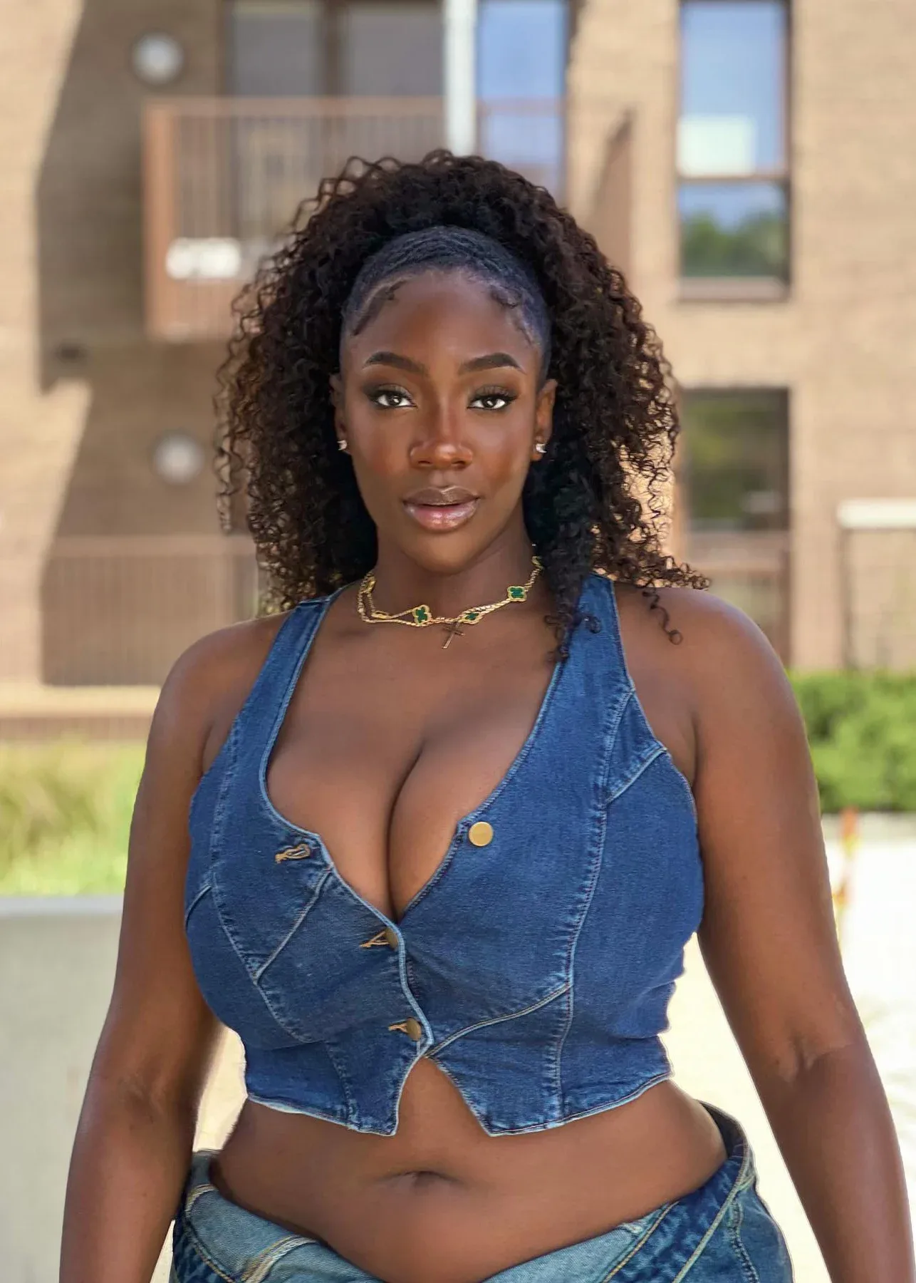 Shani Jamilah photo 15 — BBW, Brown