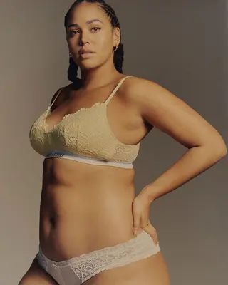 Shareefa J photo 9 — Black, Plus Size Model, Presenter